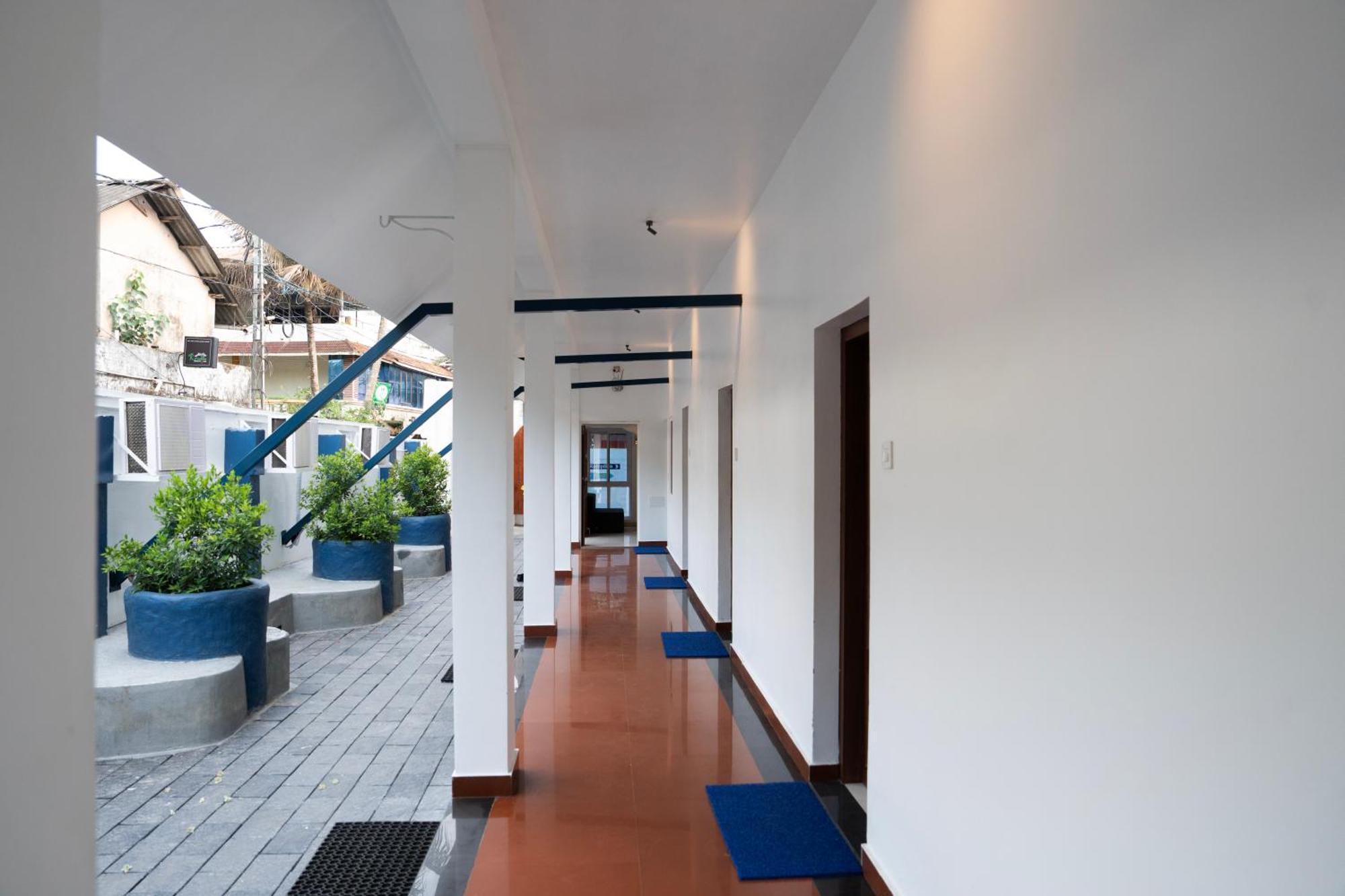 Alleppey Holiday Beach Resort Alappuzha Exterior photo